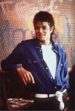 Watch Michael Jackson: The Way You Make Me Feel Vidbull